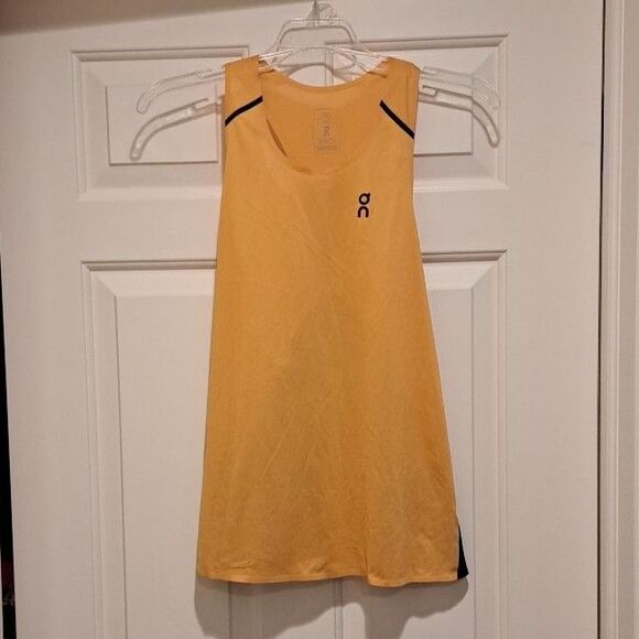 On Cloud Run on Clouds Running Active Tank Top Size Medium Black/ Yellow - Picture 1 of 12